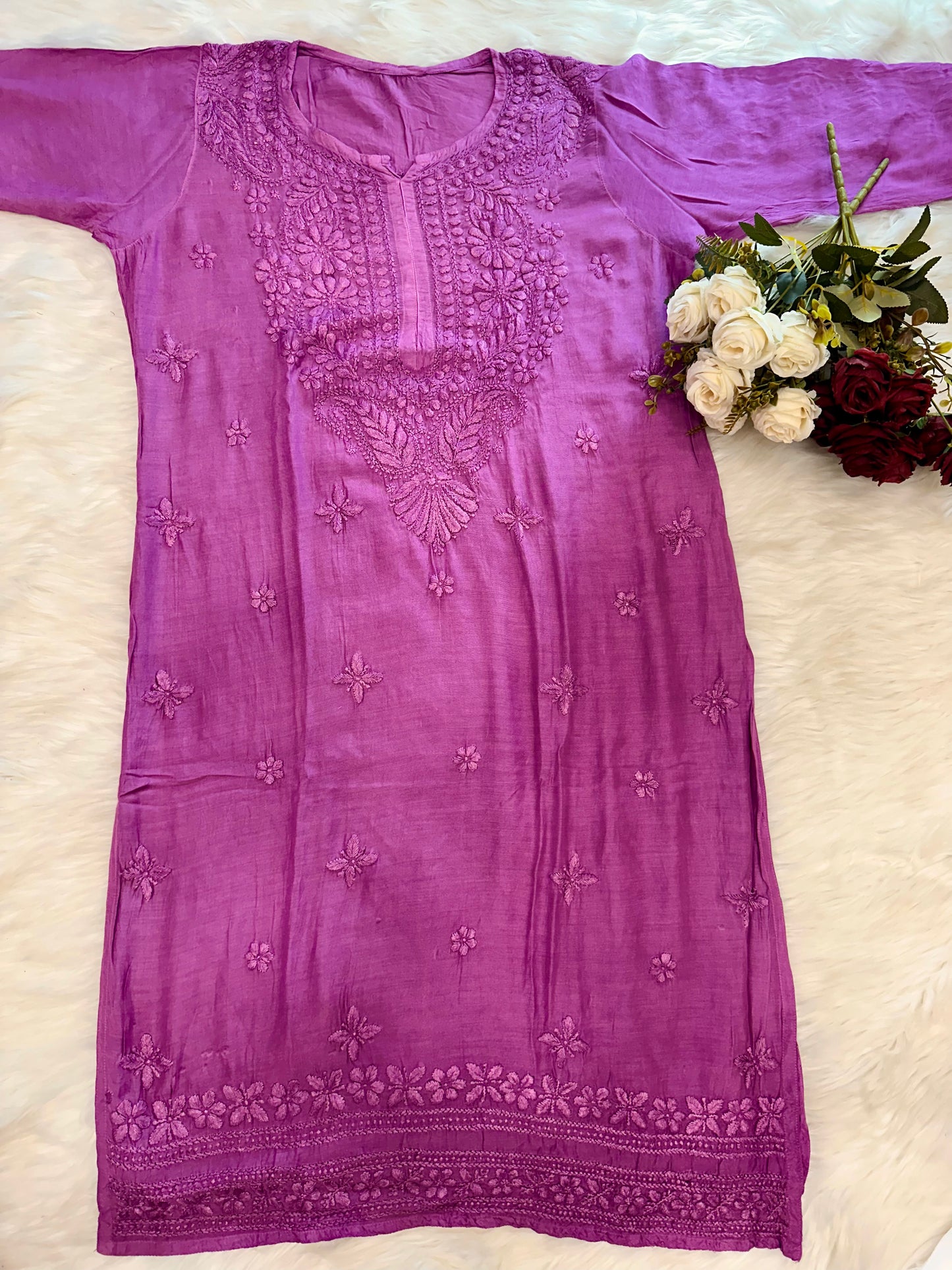Luxe Bloom – Premium Viscose Ghas Patti Embroidered Kurti